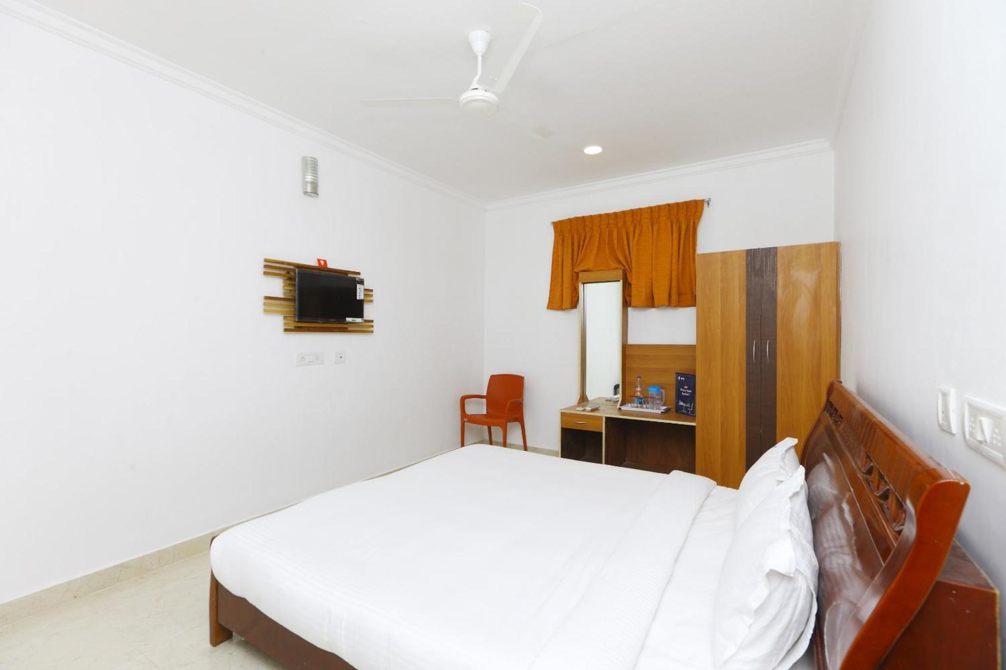 Hotel O Sri Bkm Guest House Csennai Kültér fotó